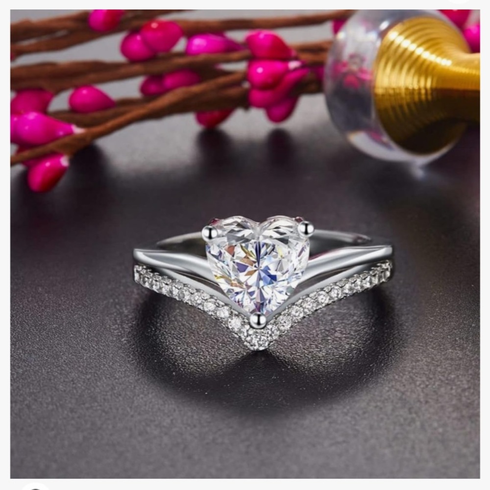 Diamond heart shape ring